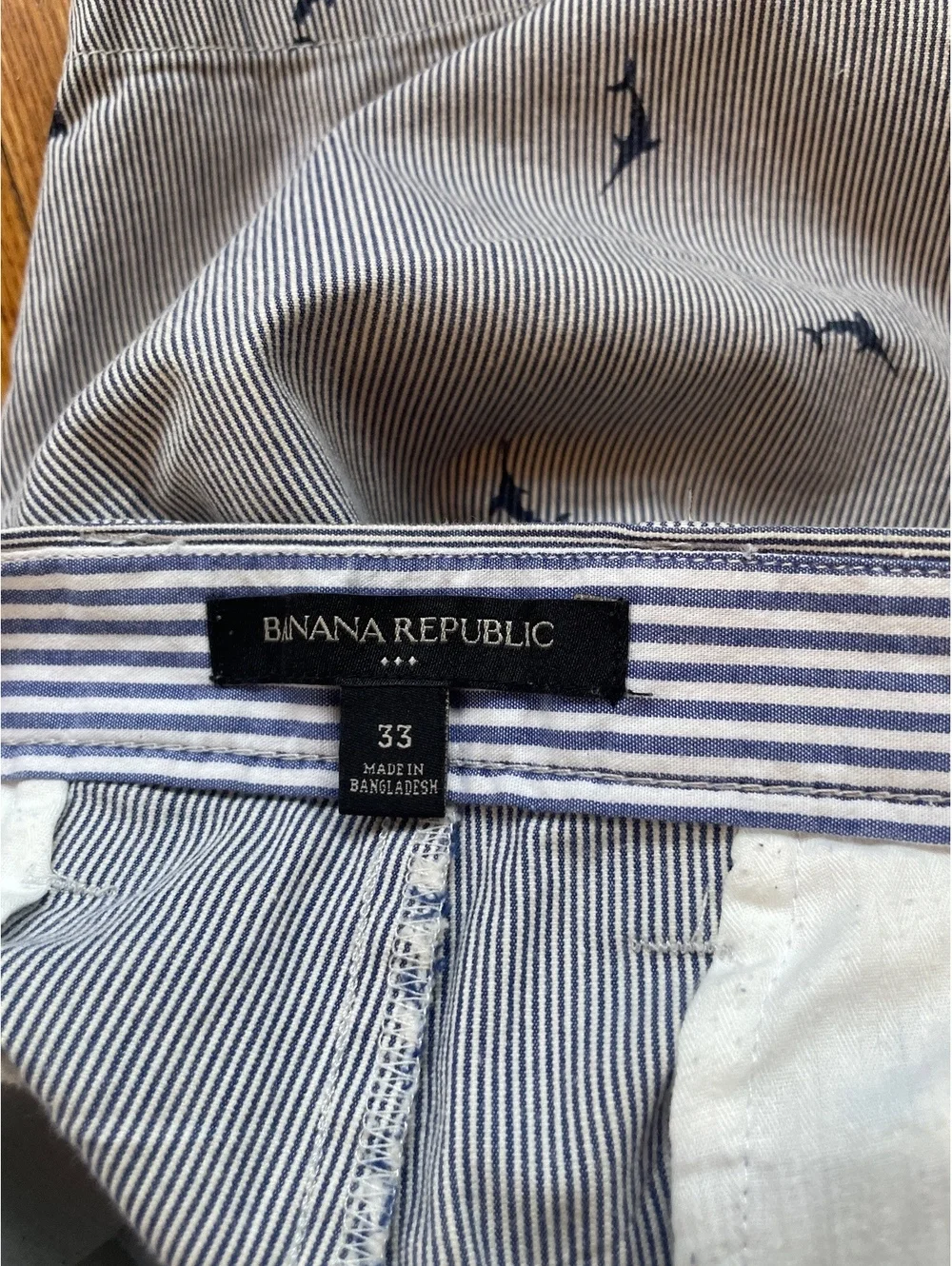 Banana Republic Men's Blue White Striped Marlin Cotton Shorts Nautical Size 33